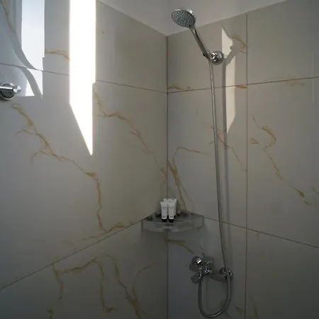 Agalliu Penzion 3*