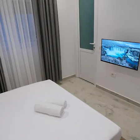 Penzion Agalliu 3*